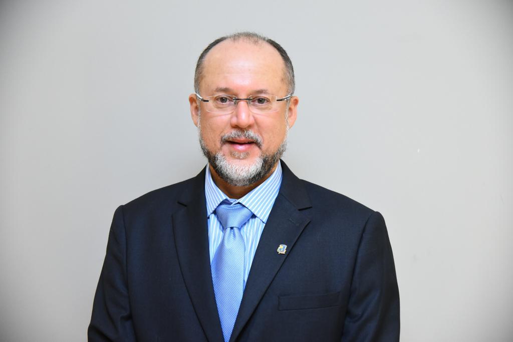 Dr. Jorge Rocha