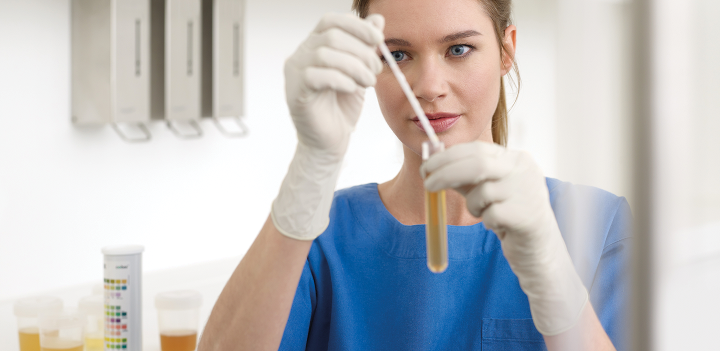 Les bandelettes Combur Test® Roche fêtent leur 50 ans